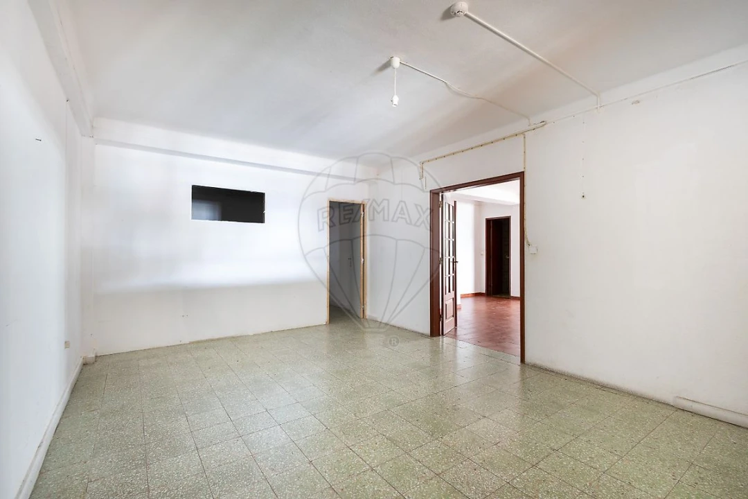 Moradia T5 para Venda em Abrantes (São Vicente e São João) e Alferrarede Foto 10