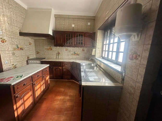 Moradia T5 para Venda em Abrantes (São Vicente e São João) e Alferrarede Foto 3