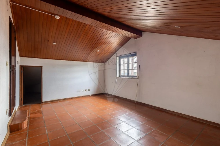 Moradia T5 para Venda em Abrantes (São Vicente e São João) e Alferrarede Foto 23