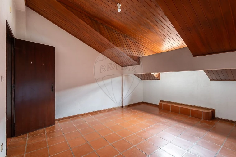 Moradia T5 para Venda em Abrantes (São Vicente e São João) e Alferrarede Foto 30