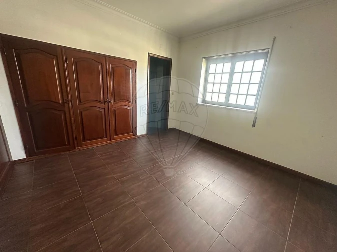 Moradia T5 para Venda em Abrantes (São Vicente e São João) e Alferrarede Foto 2