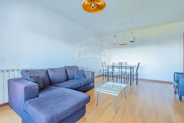 Apartamento T1 para Arrendamento em Paranhos Foto 13