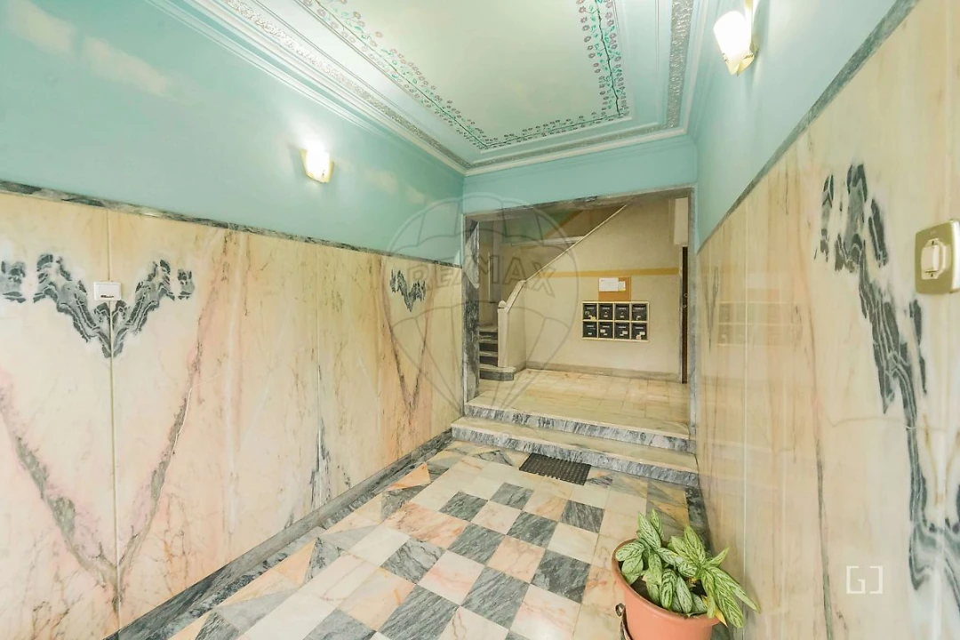 Apartamento T2 para Venda em Laranjeiro e Feijó Foto 6