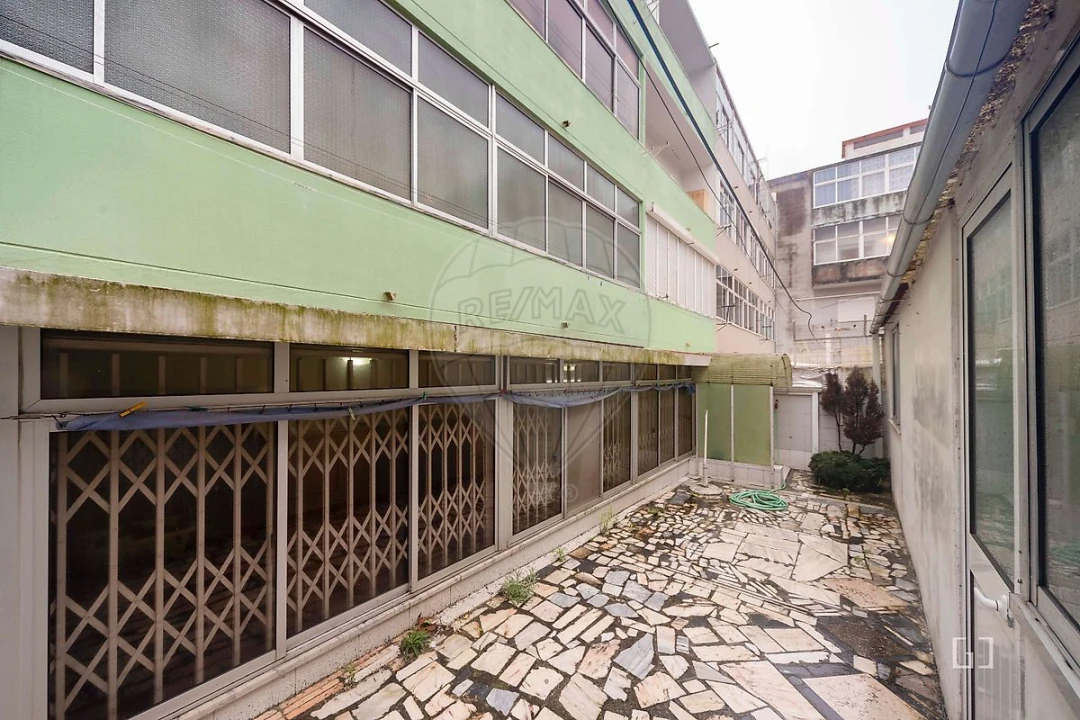 Apartamento T2 para Venda em Laranjeiro e Feijó Foto 25