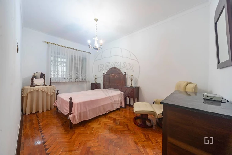 Apartamento T2 para Venda em Laranjeiro e Feijó Foto 4