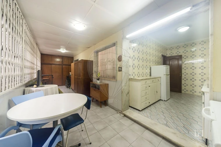 Apartamento T2 para Venda em Laranjeiro e Feijó Foto 21