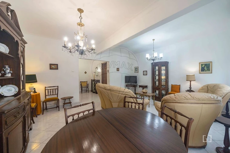 Apartamento T2 para Venda em Laranjeiro e Feijó Foto 16