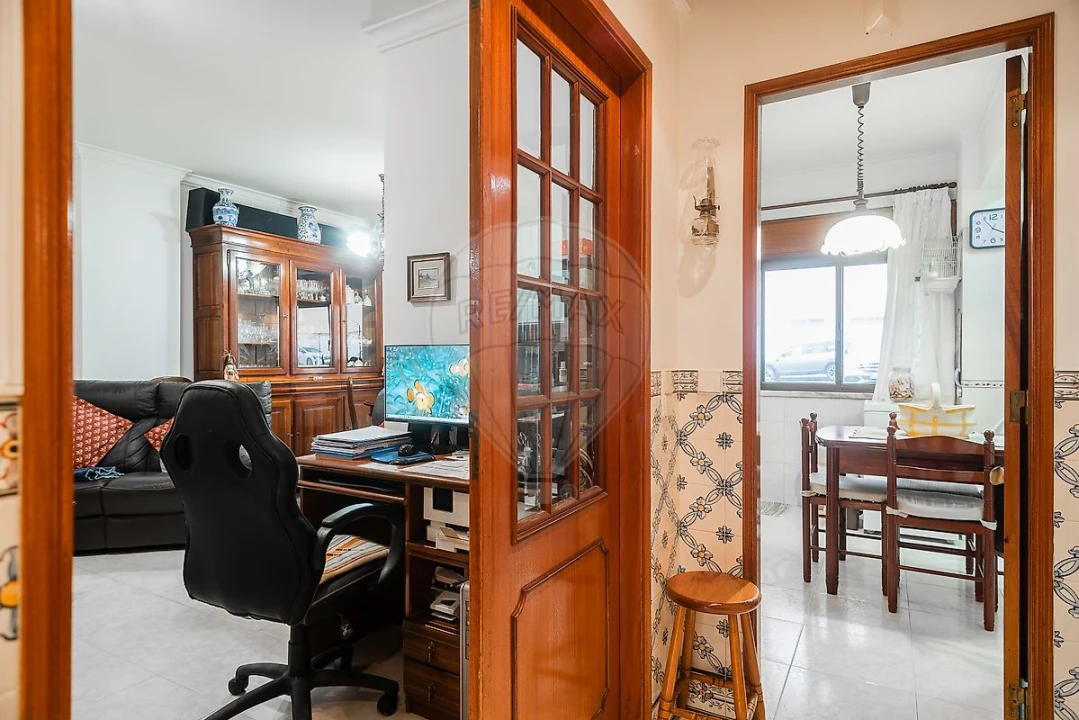 Apartamento T3 para Venda em Rio de Mouro Foto 13