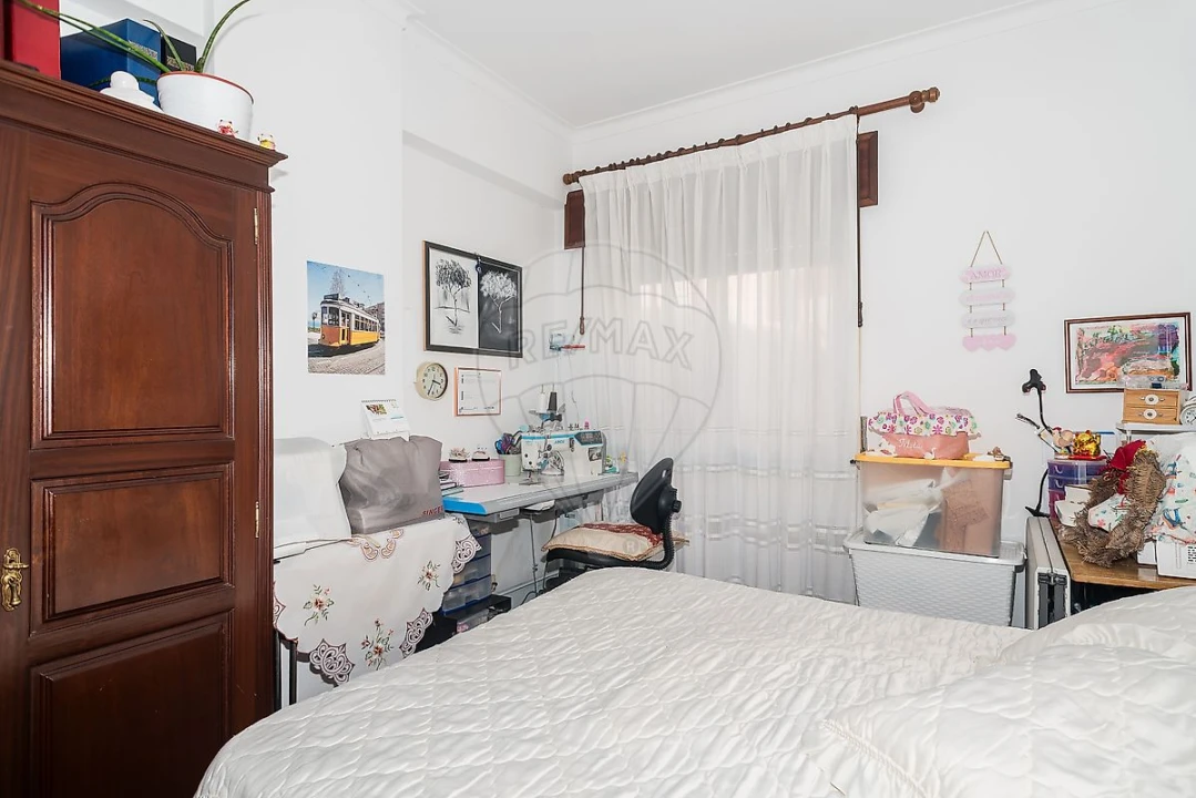 Apartamento T3 para Venda em Rio de Mouro Foto 24