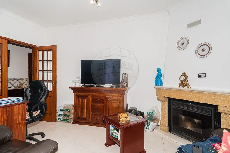 Apartamento T3 para Venda em Rio de Mouro Foto 20