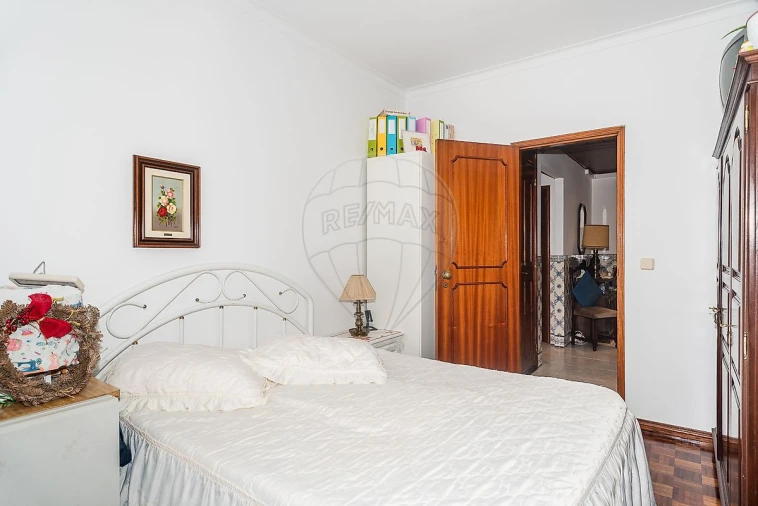 Apartamento T3 para Venda em Rio de Mouro Foto 27
