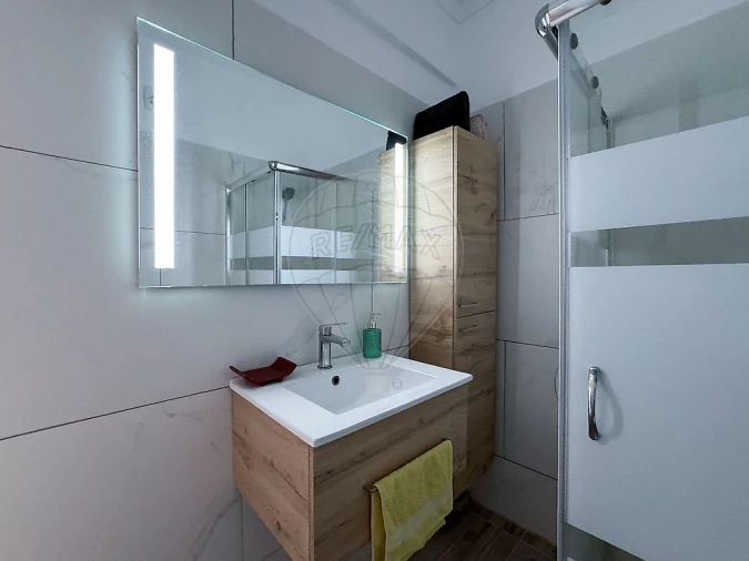 Apartamento T2 para Venda em Amora Foto 15