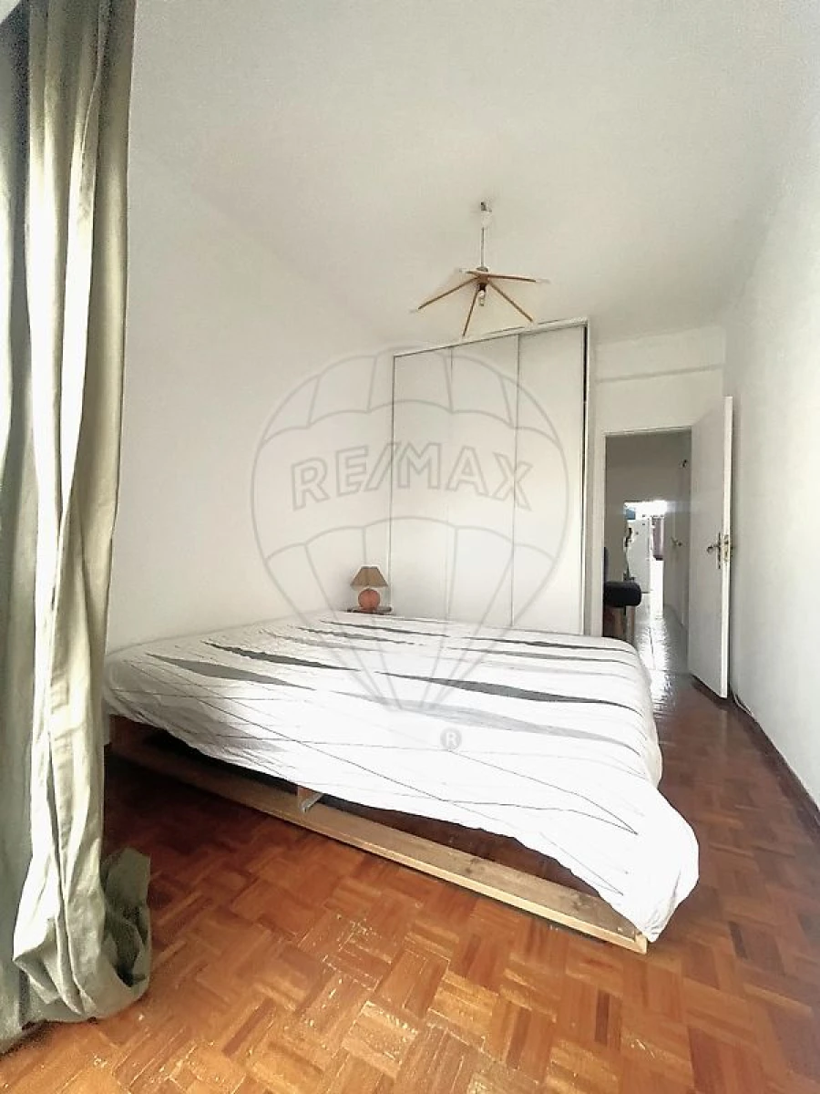 Apartamento T2 para Venda em Amora Foto 10