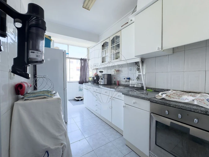 Apartamento T2 para Venda em Amora Foto 8
