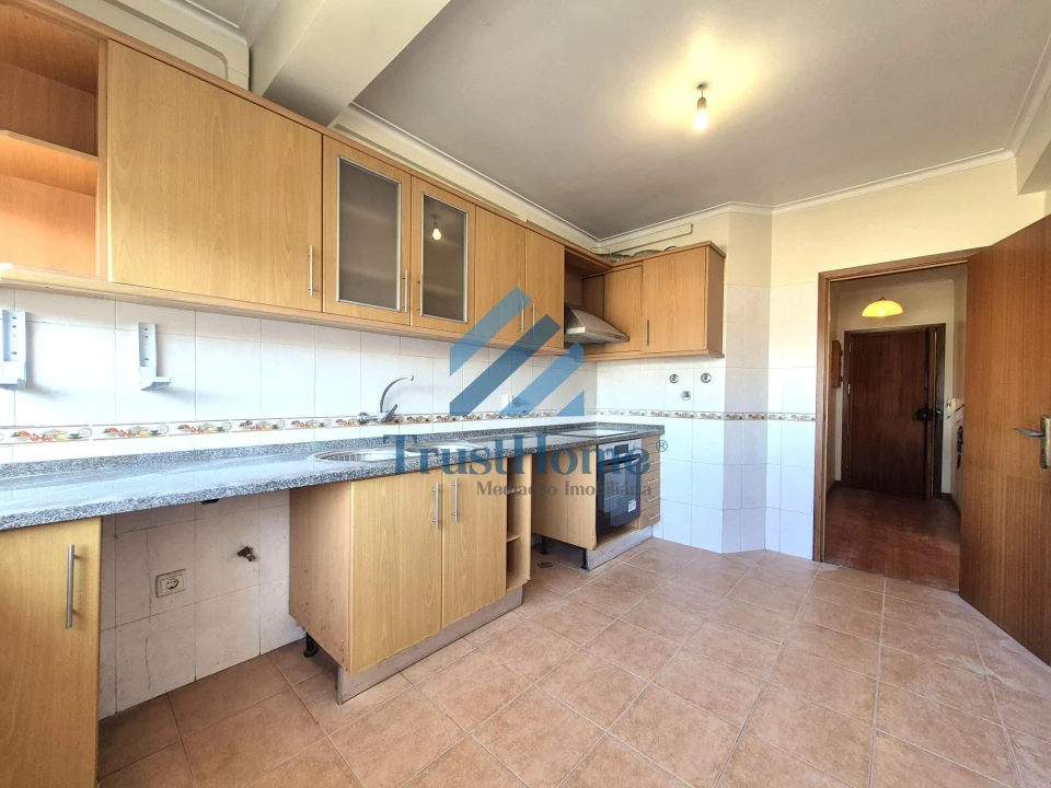 Apartamento T2 para Venda em Queluz e Belas Foto 10