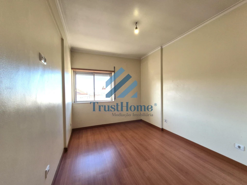 Apartamento T2 para Venda em Queluz e Belas Foto 17