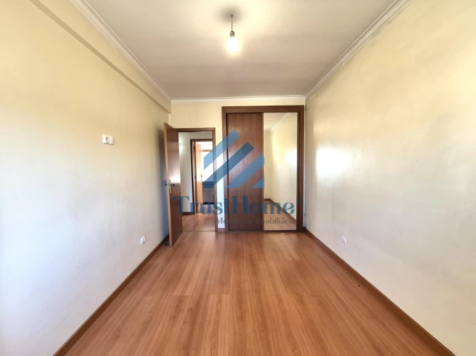Apartamento T2 para Venda em Queluz e Belas Foto 20