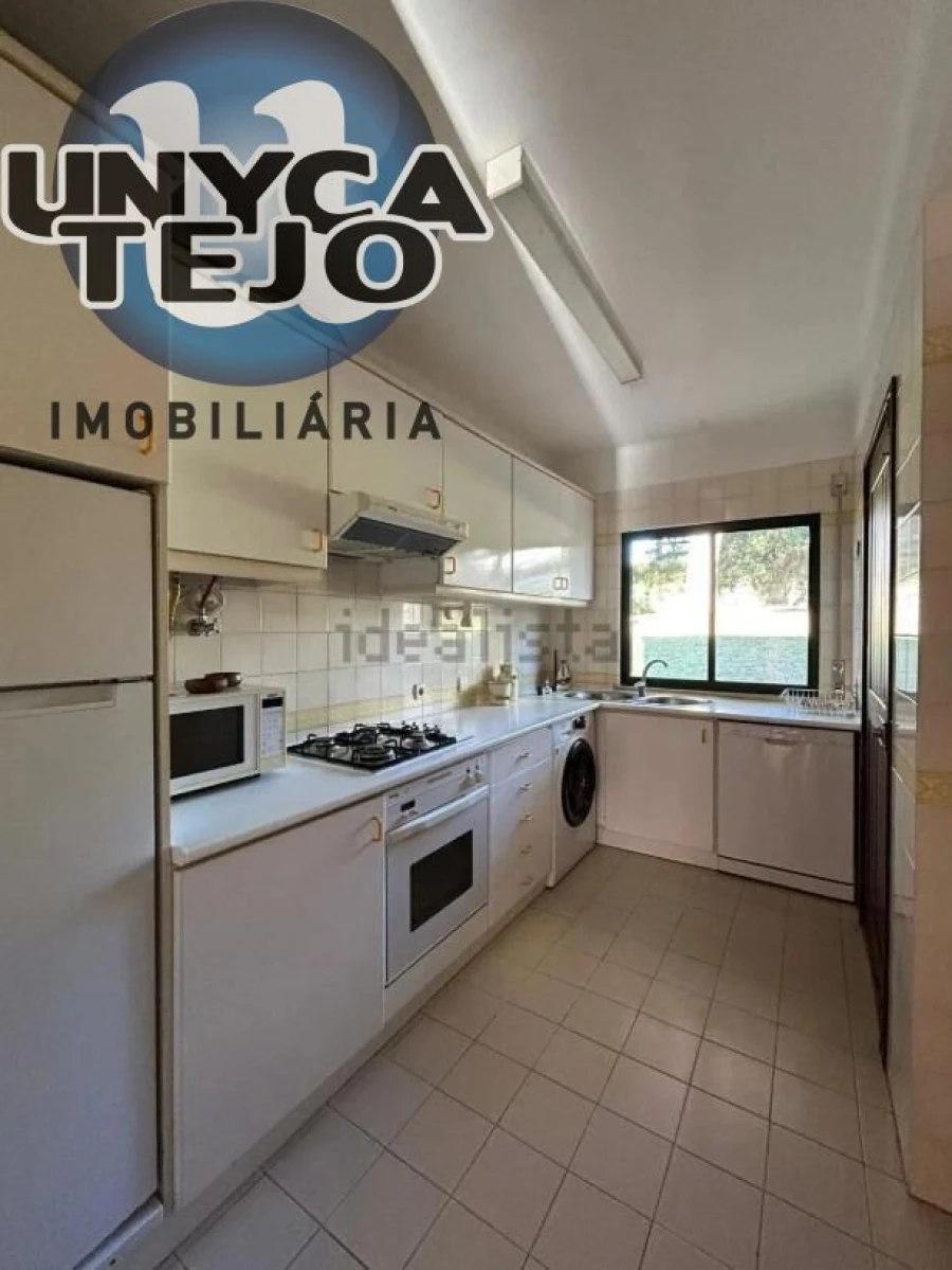 Moradia T3 para Venda em Carvalhal Foto 1