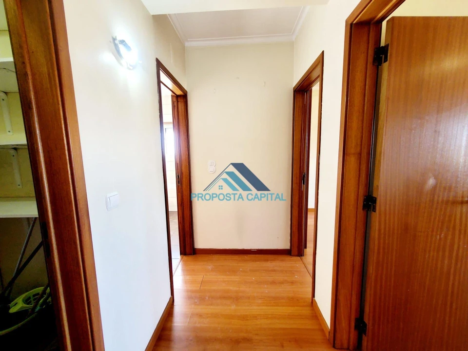 Apartamento T2 para Venda em Queluz e Belas Foto 15
