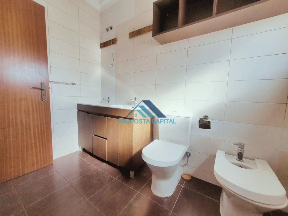 Apartamento T2 para Venda em Queluz e Belas Foto 17