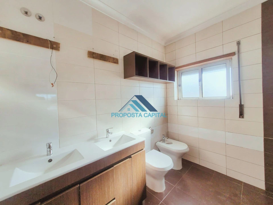 Apartamento T2 para Venda em Queluz e Belas Foto 20