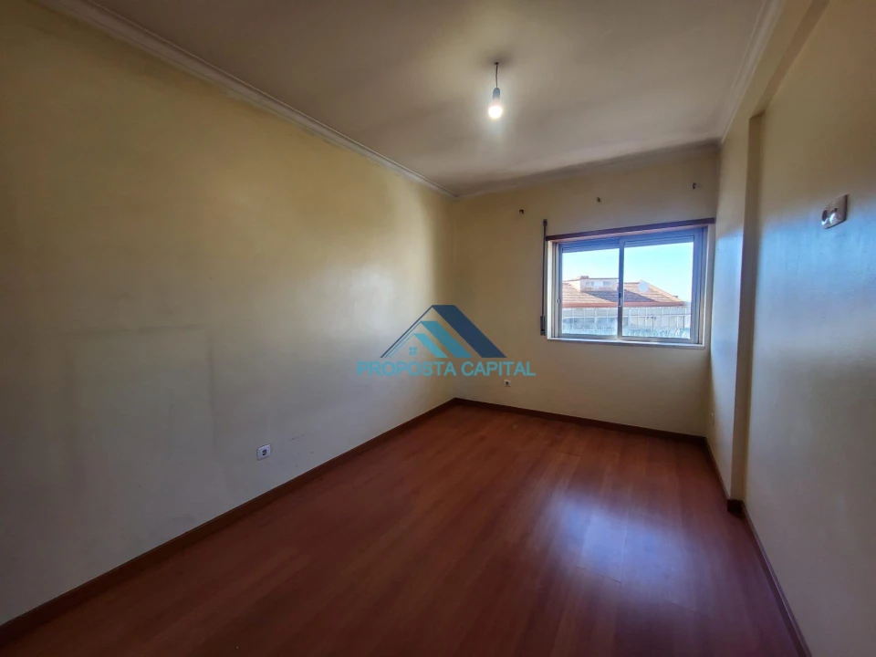 Apartamento T2 para Venda em Queluz e Belas Foto 24
