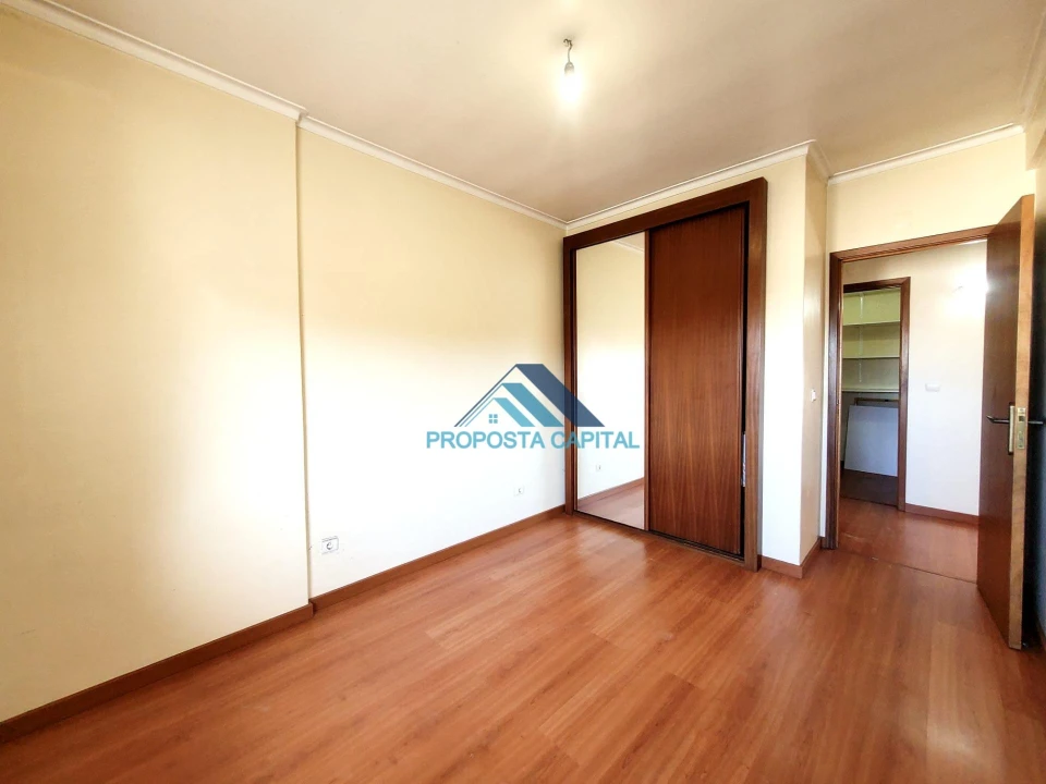 Apartamento T2 para Venda em Queluz e Belas Foto 30