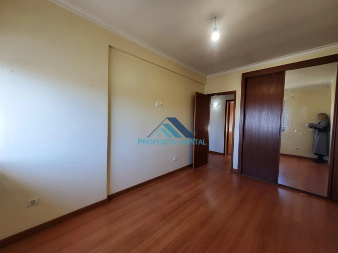 Apartamento T2 para Venda em Queluz e Belas Foto 23