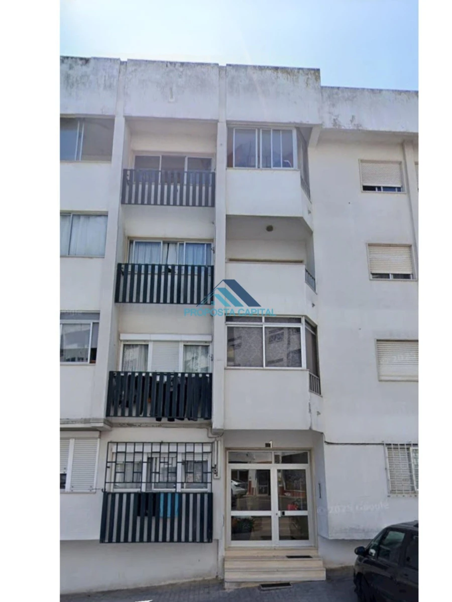 Apartamento T2 para Venda em Queluz e Belas Foto 35