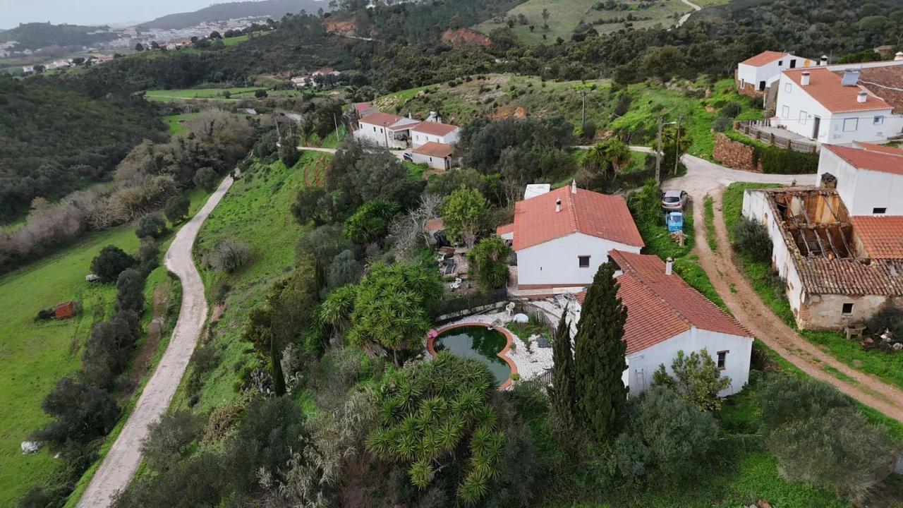 Moradia T2 para Venda em Aljezur Foto 36