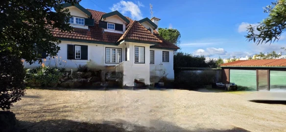Moradia T5 para Venda em Manique do Intendente, Vila Nova de São Pedro e Maçussa