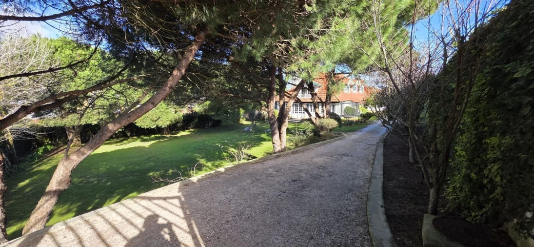 Moradia T5 para Venda em Manique do Intendente, Vila Nova de São Pedro e Maçussa Foto 9