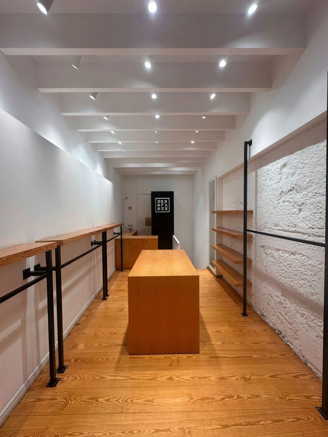 Negócio para Arrendamento em Cedofeita, Santo Ildefonso, Sé, Miragaia, São Nicolau e Vitória Foto 6