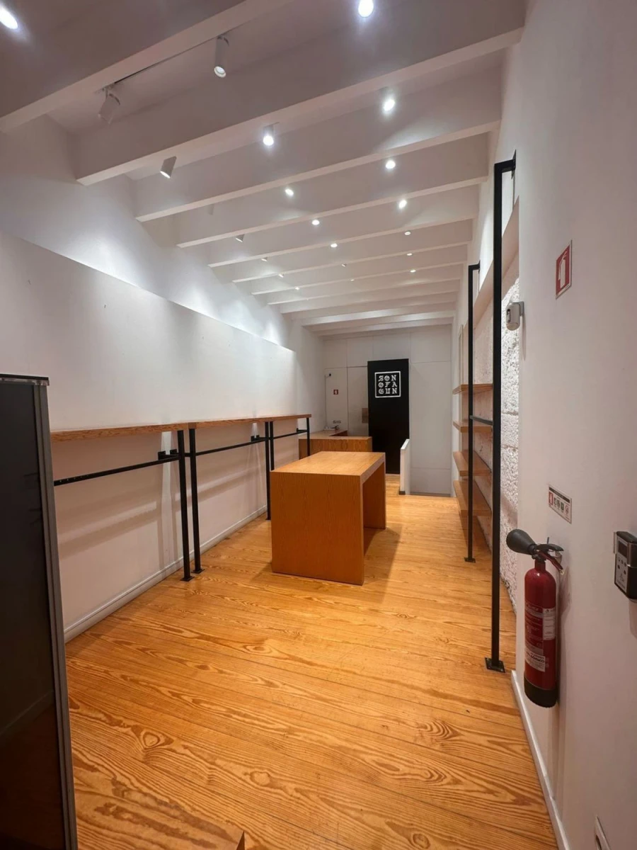 Negócio para Arrendamento em Cedofeita, Santo Ildefonso, Sé, Miragaia, São Nicolau e Vitória Foto 5