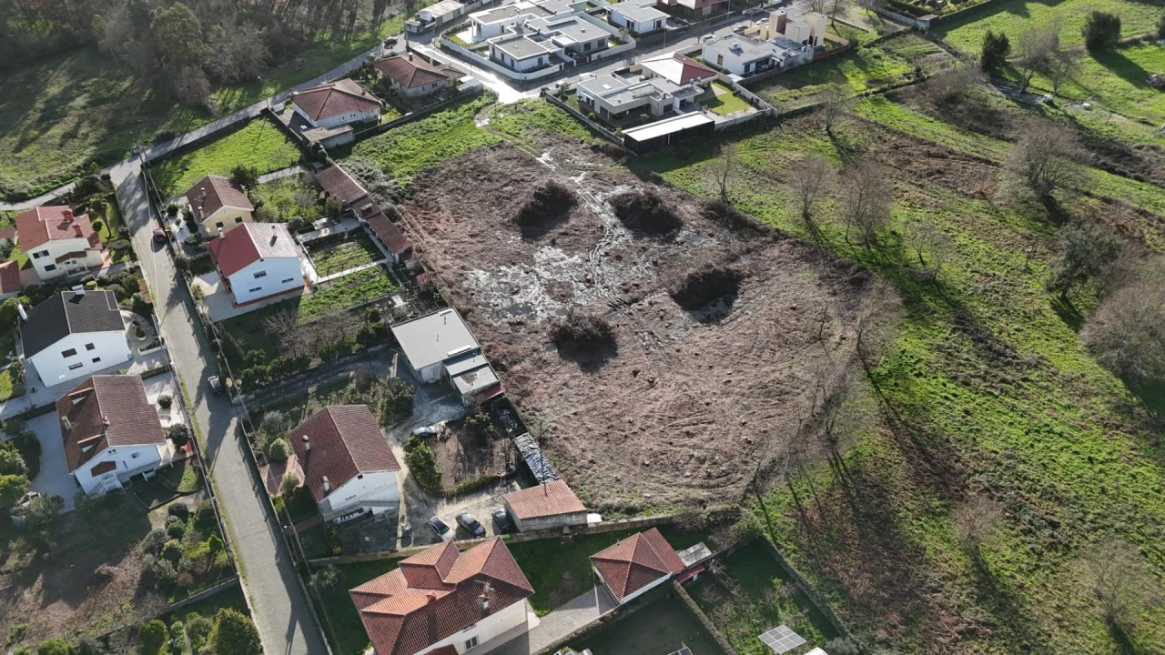 Terreno para Venda em Barroselas e Carvoeiro Foto 11