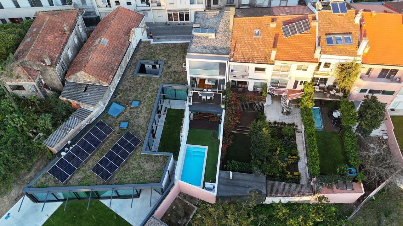 Moradia T3 para Venda em Lordelo do Ouro e Massarelos Foto 33