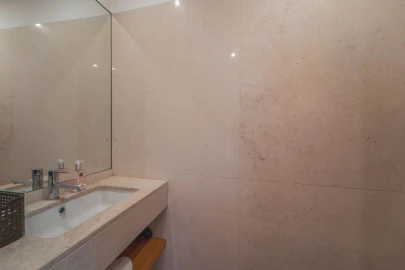 Moradia T3 para Venda em Lordelo do Ouro e Massarelos