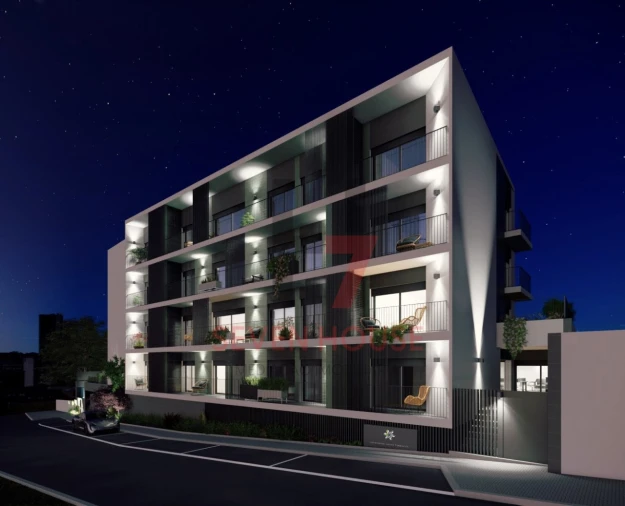 Apartamento T2 para Venda em Loures Foto 5