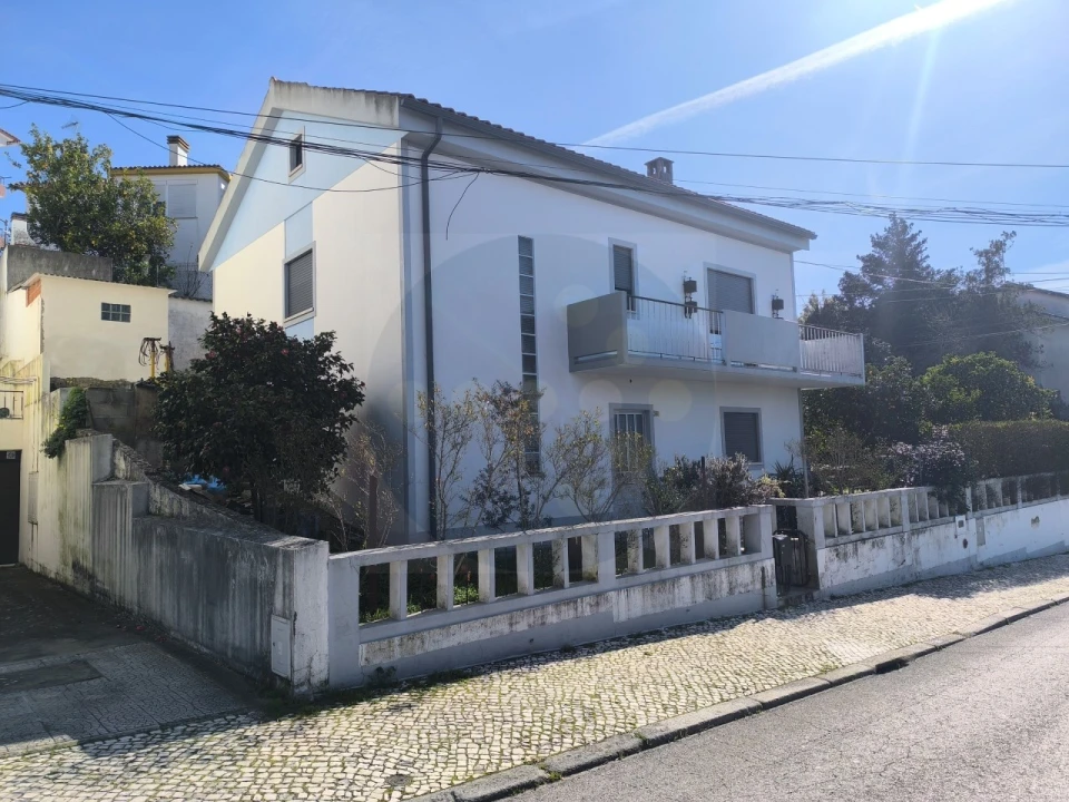 Moradia T4 para Venda em Abrantes (São Vicente e São João) e Alferrarede Foto 2