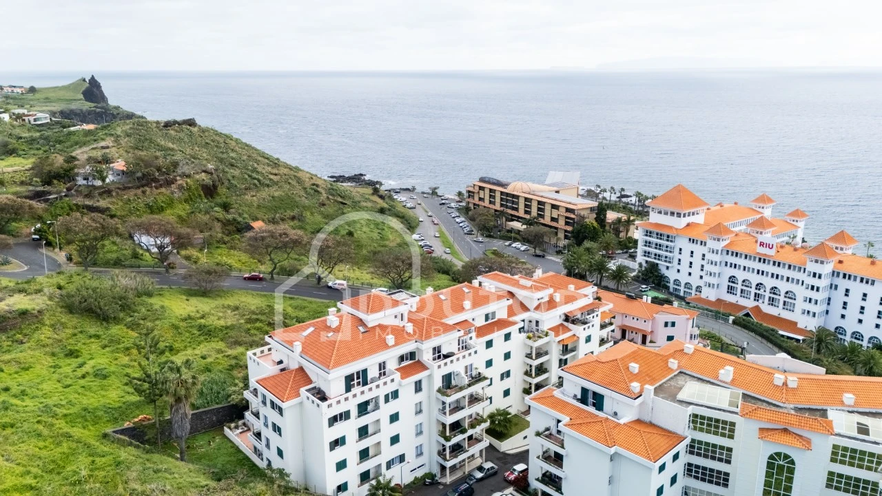 Apartamento T3 para Venda em Caniço Foto 29