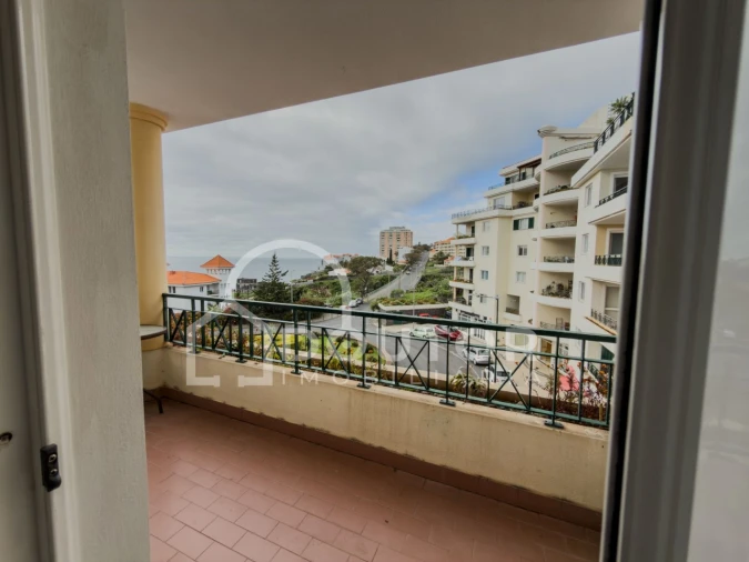 Apartamento T3 para Venda em Caniço Foto 25