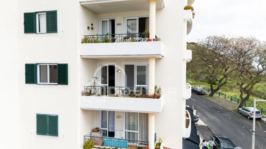 Apartamento T3 para Venda em Caniço Foto 26