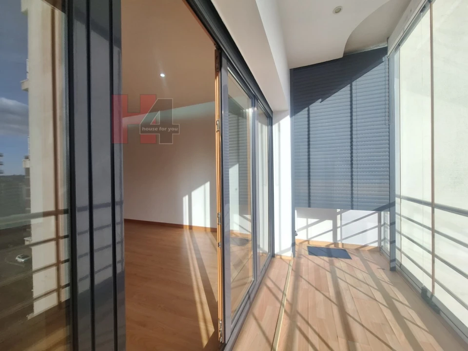 Apartamento T3 para Venda em Odivelas Foto 4