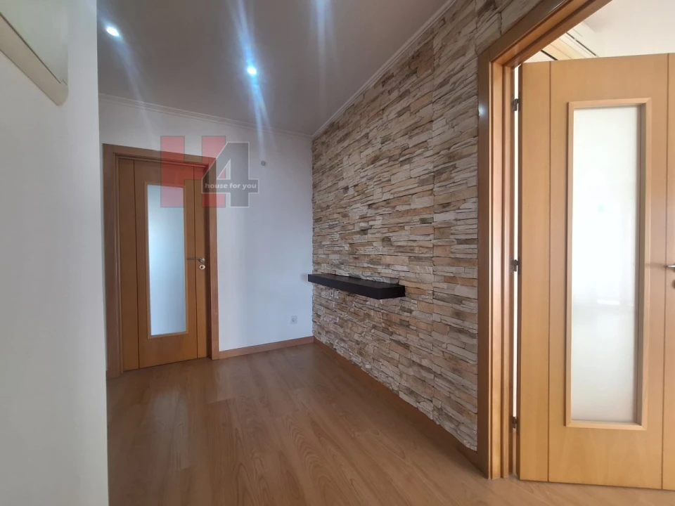 Apartamento T3 para Venda em Odivelas Foto 11