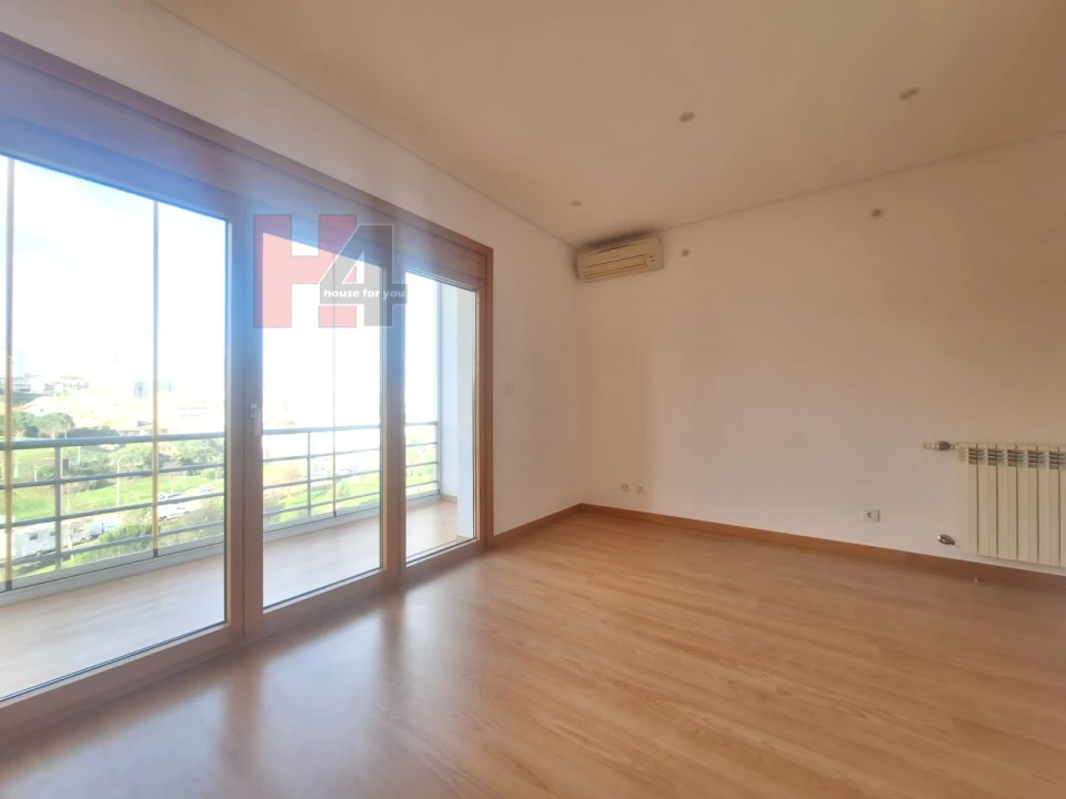 Apartamento T3 para Venda em Odivelas Foto 14