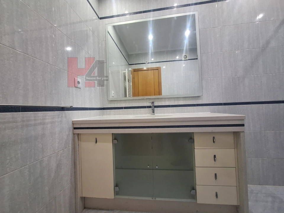 Apartamento T3 para Venda em Odivelas Foto 29