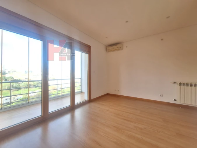 Apartamento T3 para Venda em Odivelas Foto 14