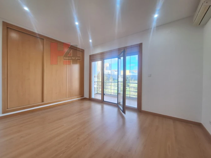 Apartamento T3 para Venda em Odivelas Foto 15
