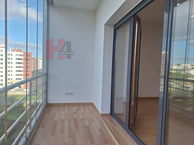 Apartamento T3 para Venda em Odivelas Foto 19
