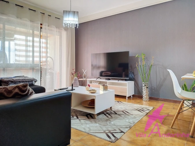 Apartamento T2 para Venda em Darque Foto 2